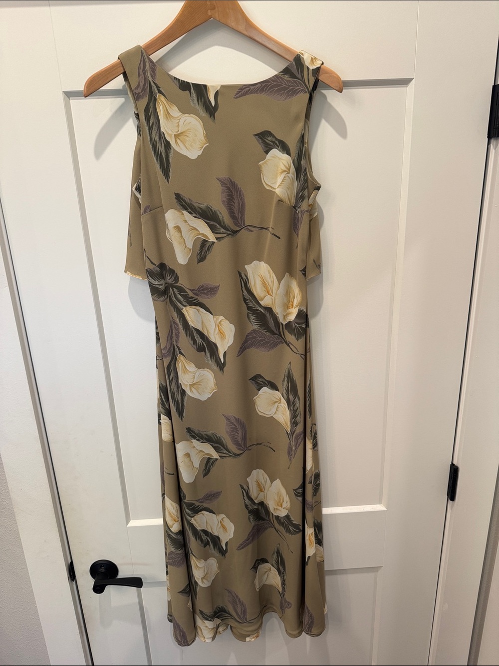 Casual Corner Olive Floral Maxi Dress with Cream Blooms
